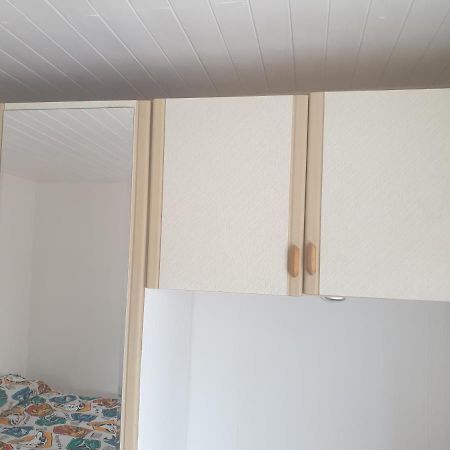 Harry Potter Theme Double Room In Shared House واتفورد المظهر الخارجي الصورة